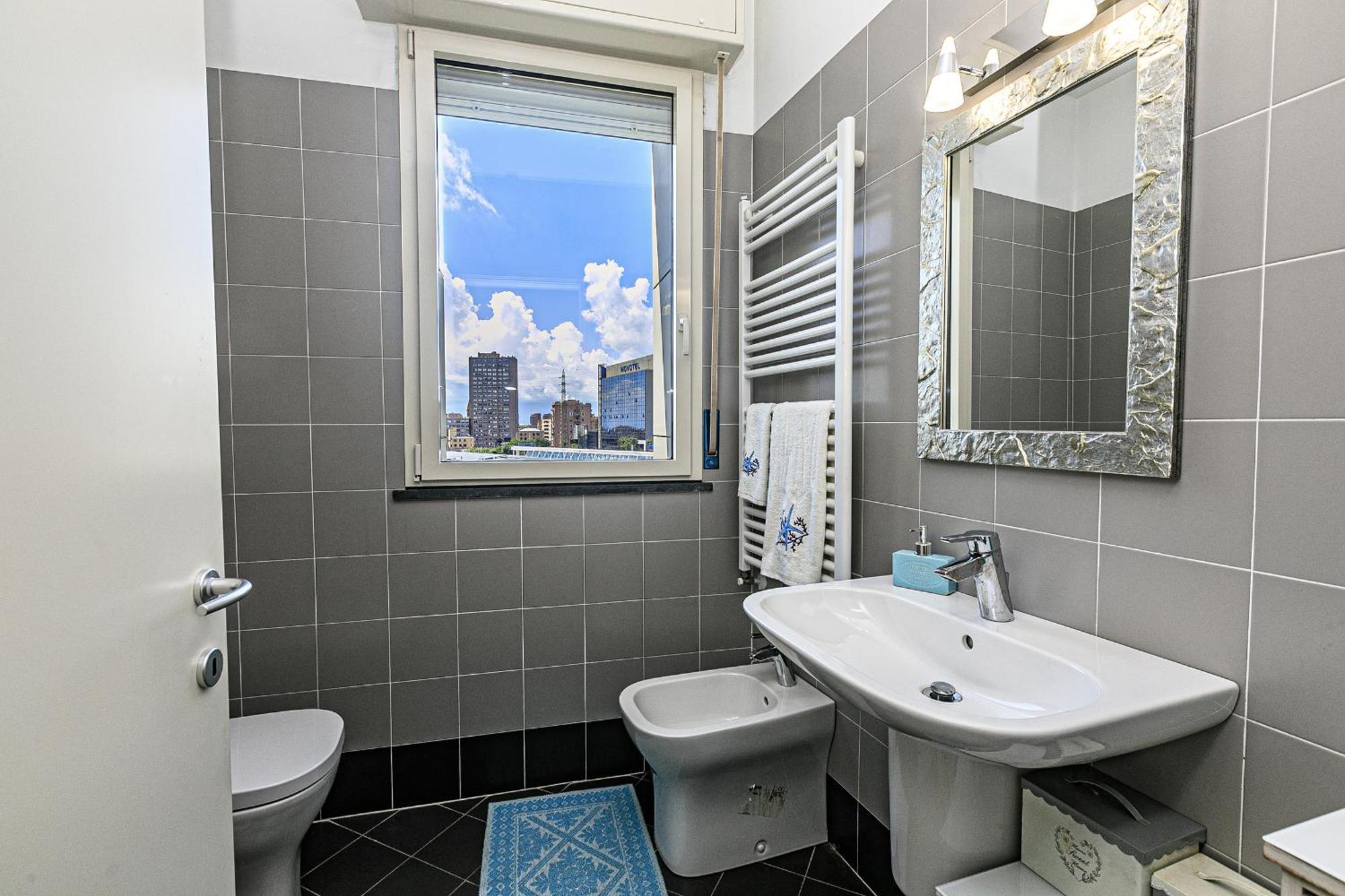 Apartment Real Italian Estate - Lighthouse Marina View Genoa